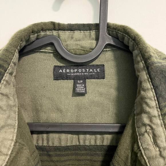 Aeropostale Shirt Jacket Green Plaid - Casual Button-Up Jacket, Men's Plaid - Picture 4 of 6